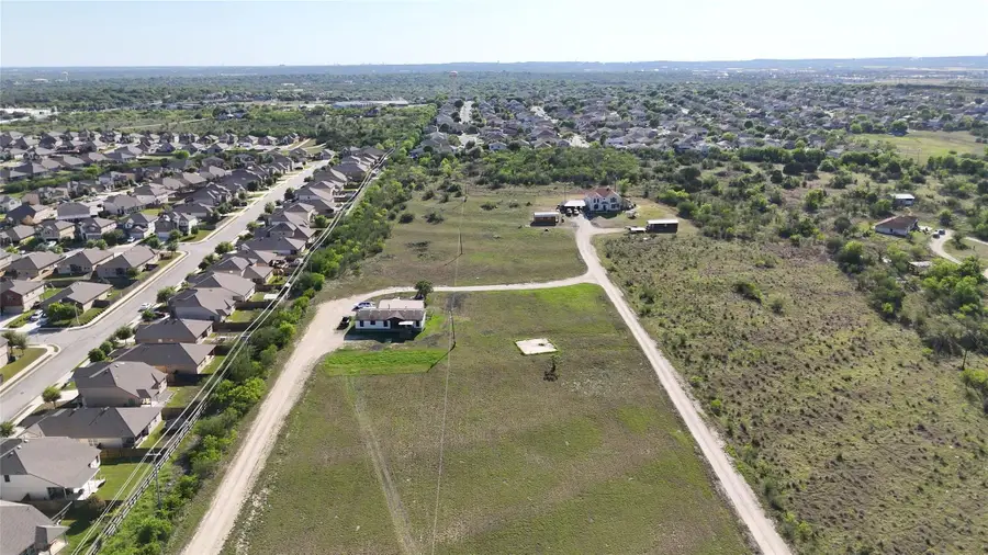 475 Dean Rd, Cibolo, TX 78108 - Image #2