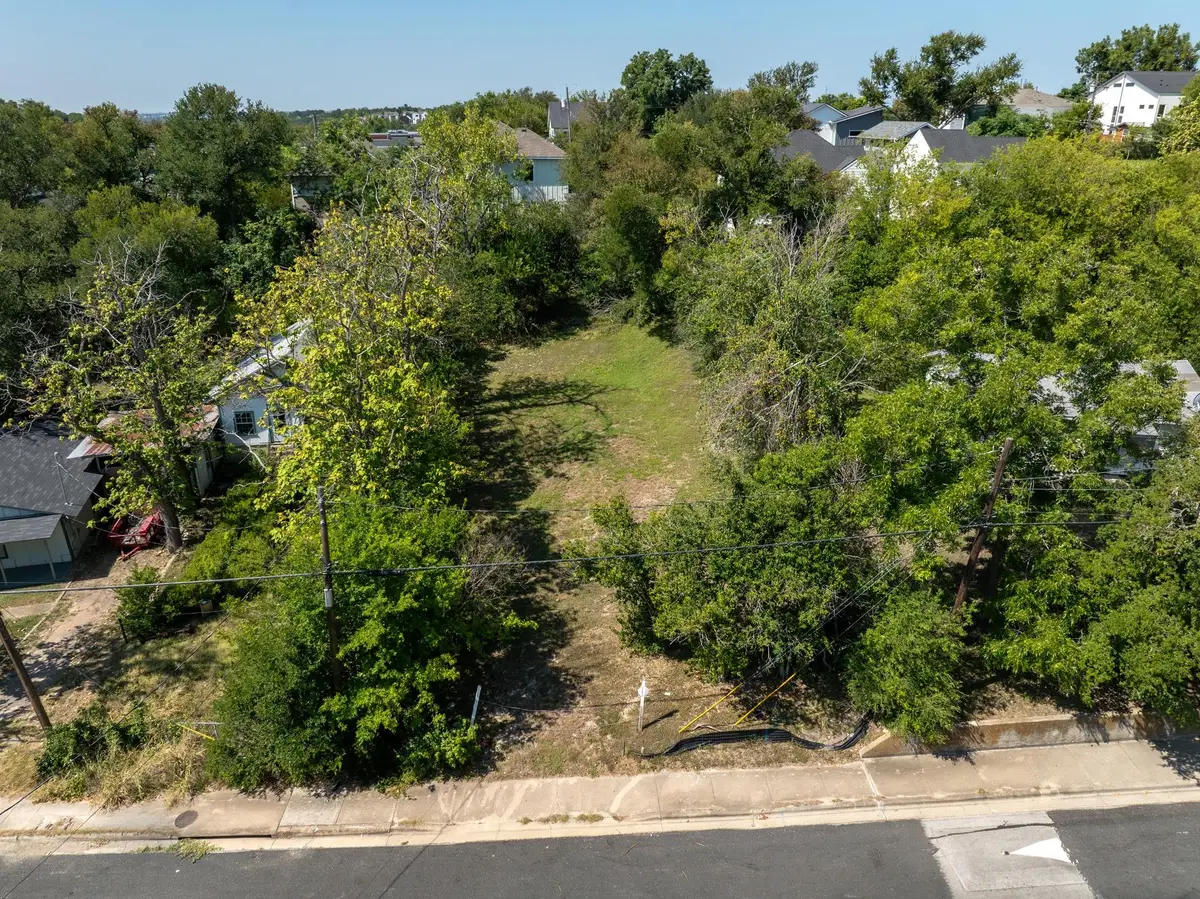 5005 Heflin Ln, Austin, TX 78721 - #1