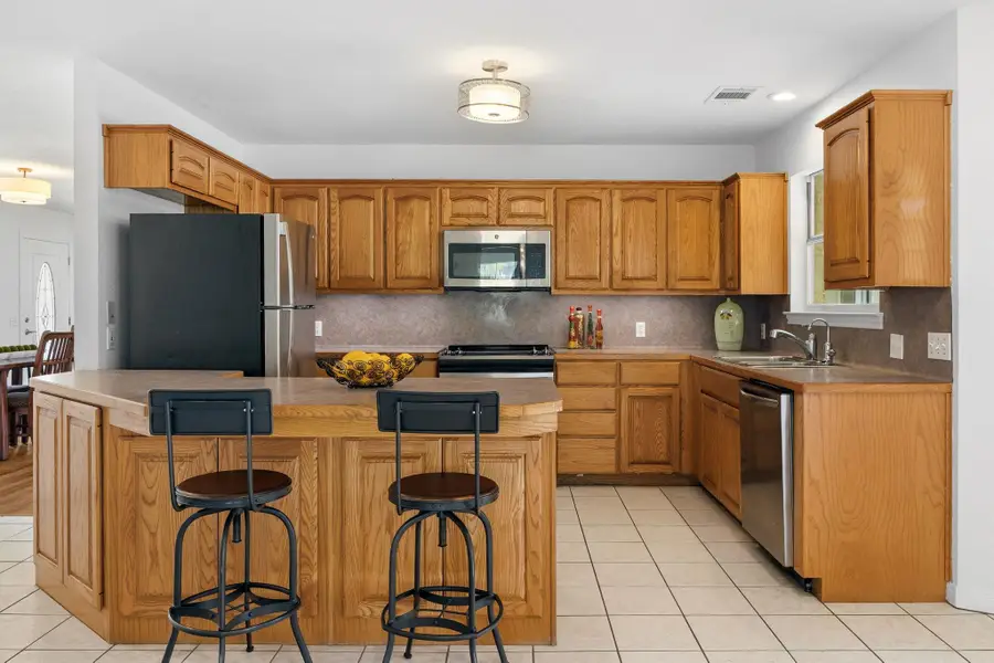 207 Meadow Oaks Dr, Dripping Springs, TX 78620 - #3
