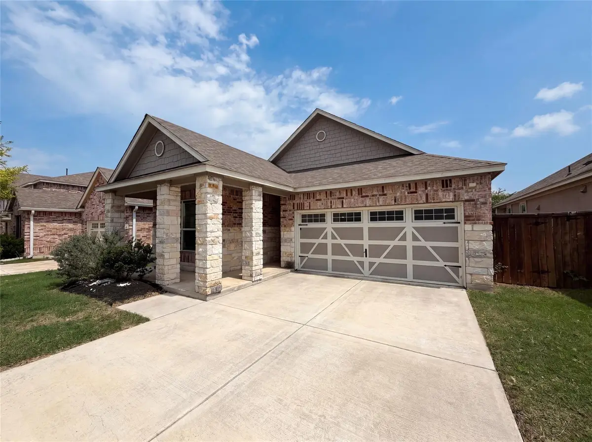 401 Fort William St #33, Hutto, TX 78634 - #1