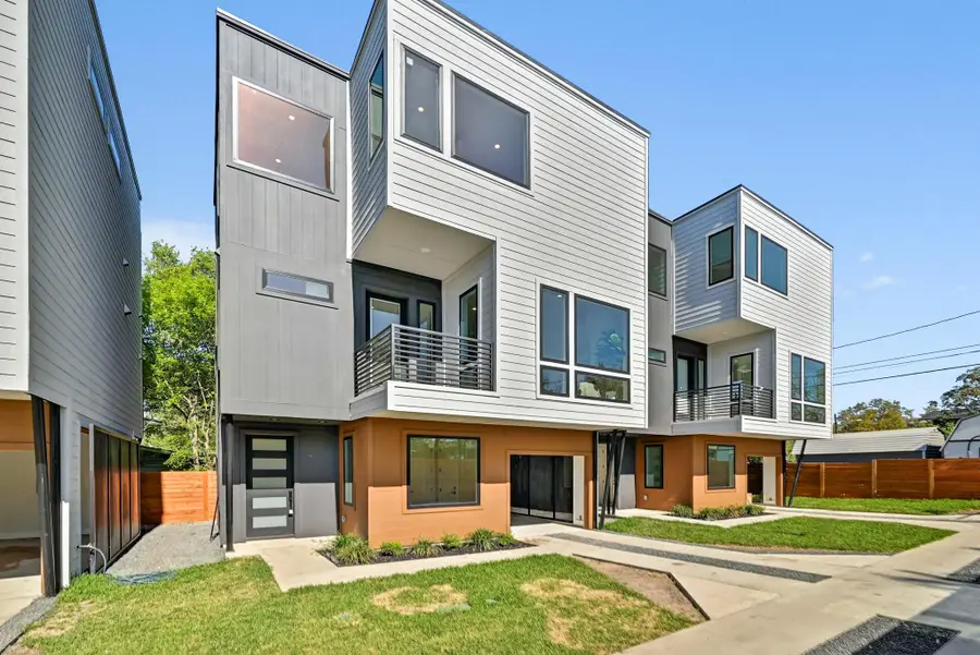 100 W Odell St #2, Austin, TX 78752 - #3