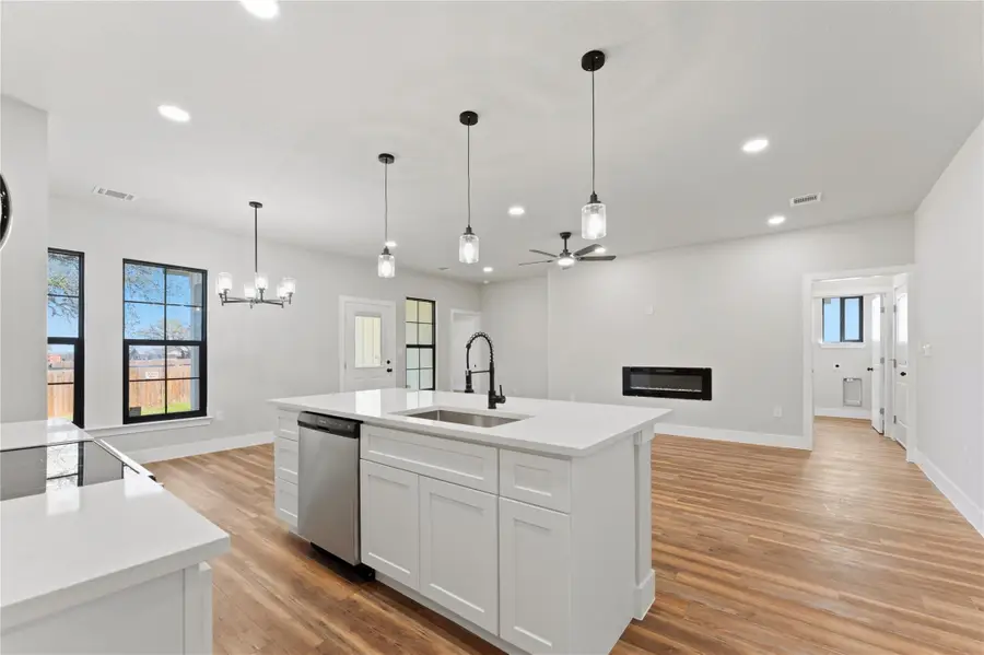 111 Autumn Sage Trl, Johnson City, TX 78636 - #3