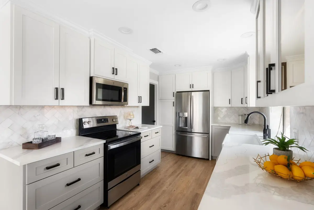 503 San Jacinto St, Lockhart, TX 78644 - #1