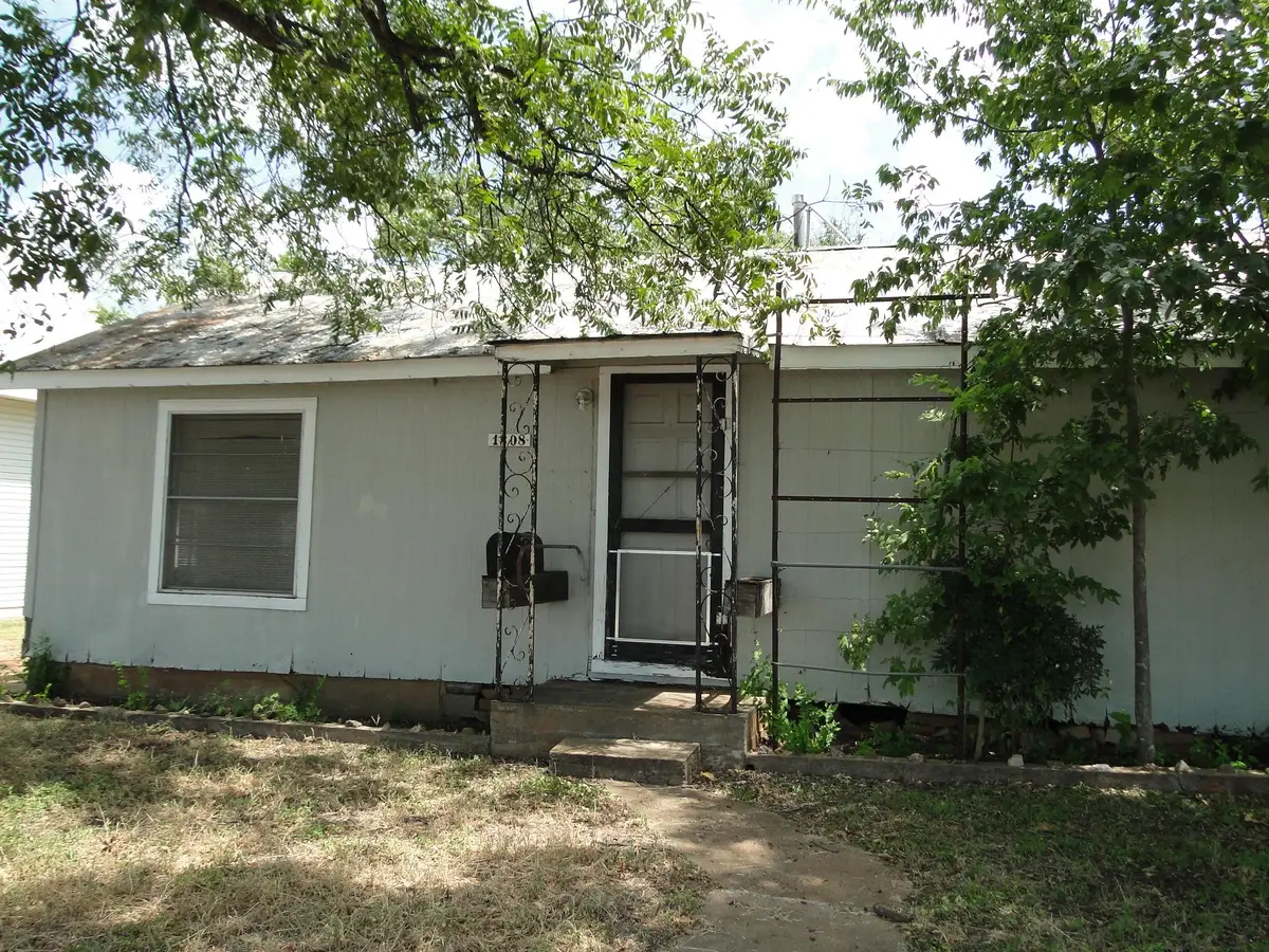 1308 Ford St, Llano, TX 78643 - Image #1