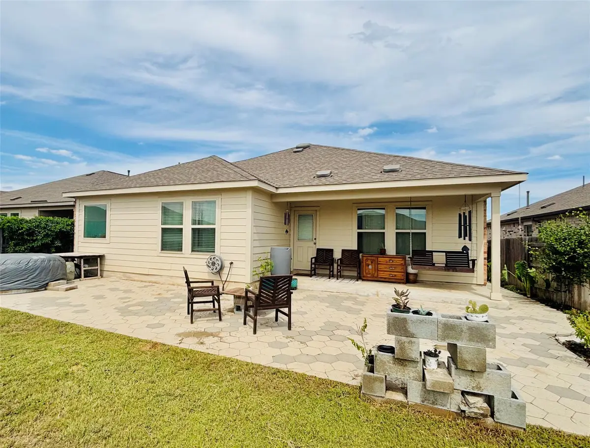 129 Esparza Dr, Bastrop, TX 78602 - Image #1