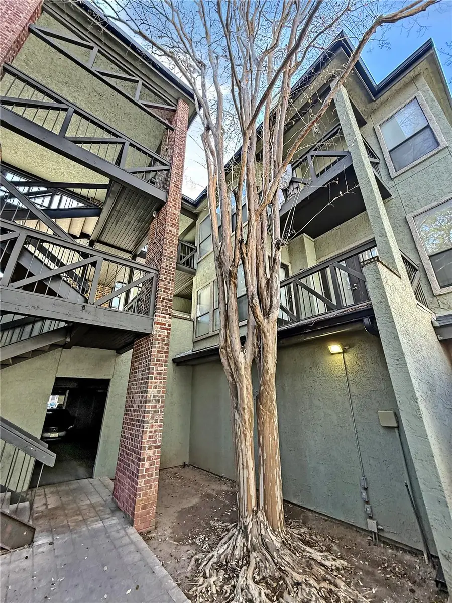 807 W 25th St #312, Austin, TX 78705 - #3