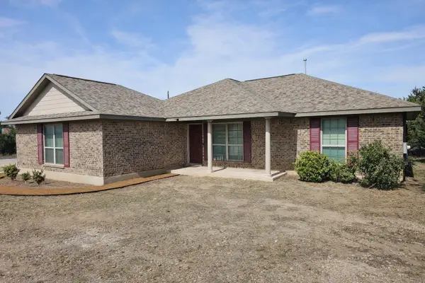 20506 Dawn Dr, Lago Vista, TX 78645