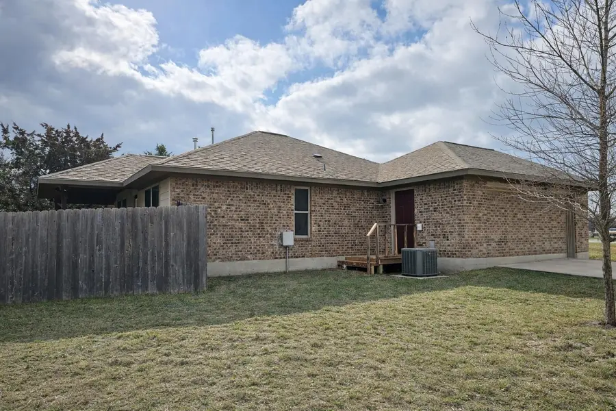 20506 Dawn Dr, Lago Vista, TX 78645 - #3