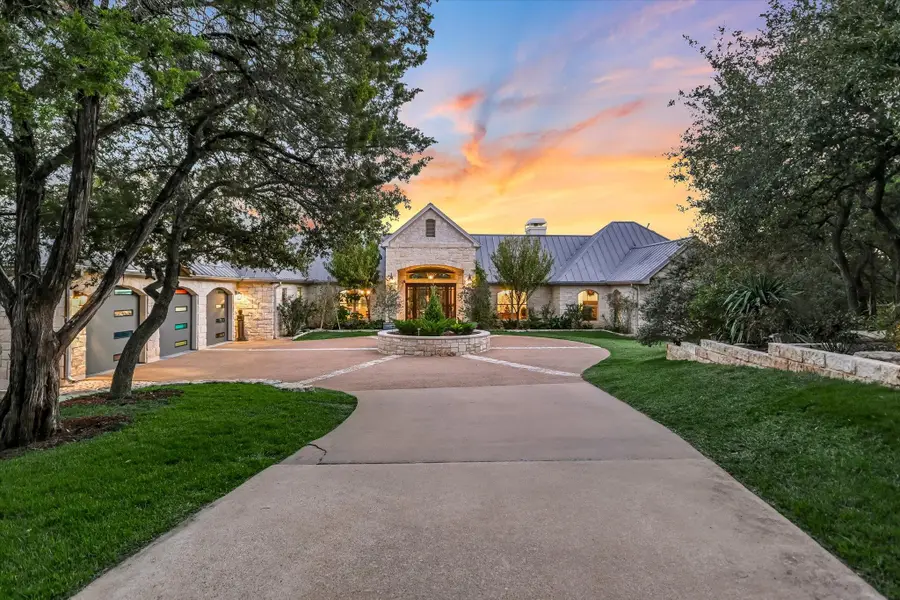 601 Crystal Creek Dr, Austin, TX 78746 - #3