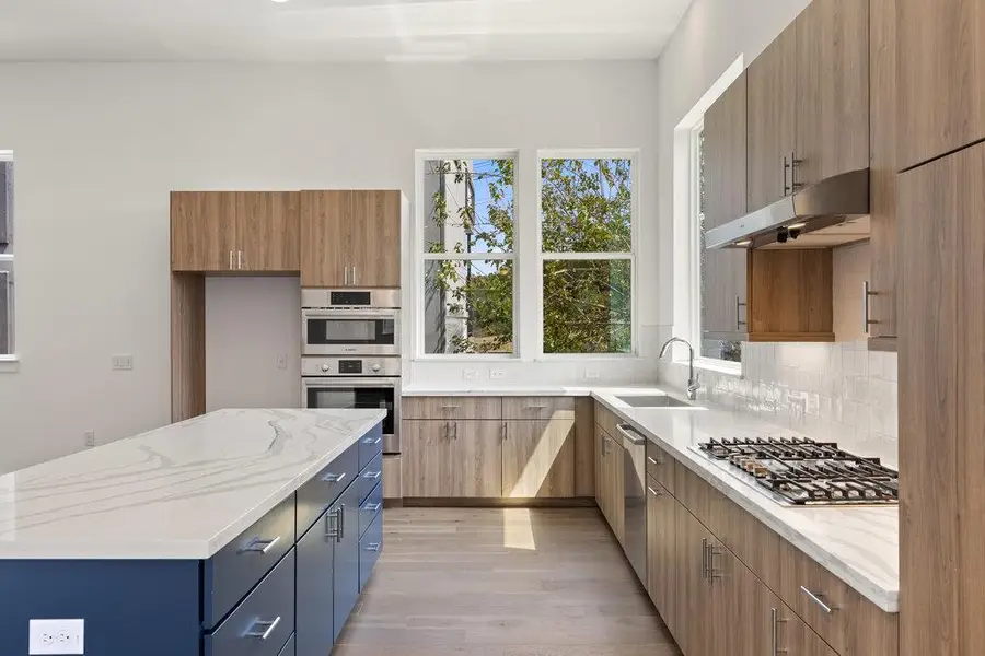 7321 Annette Cv, Austin, TX 78724 - Image #2