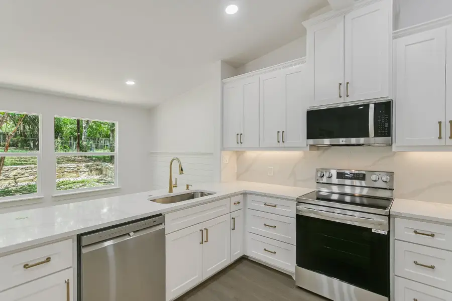 1601 Gatlinburg Dr, Pflugerville, TX 78660 - Image #2