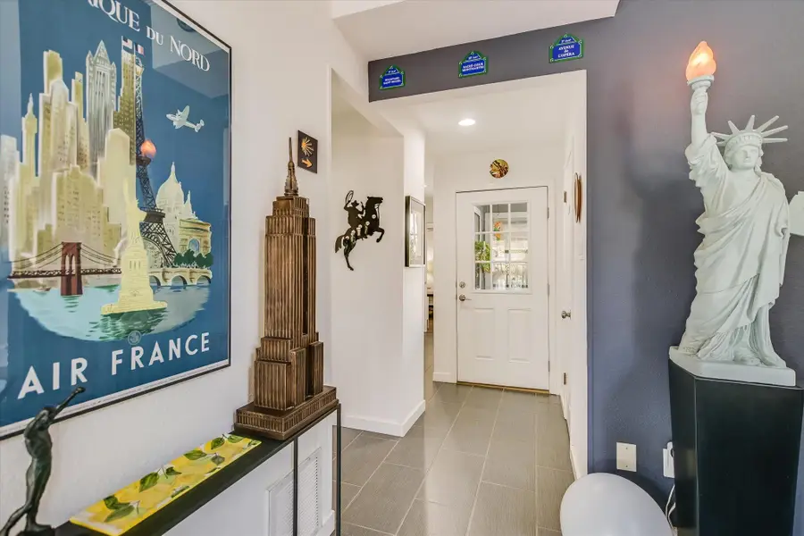 2001 Parker Ln S #107, Austin, TX 78741 - Image #2