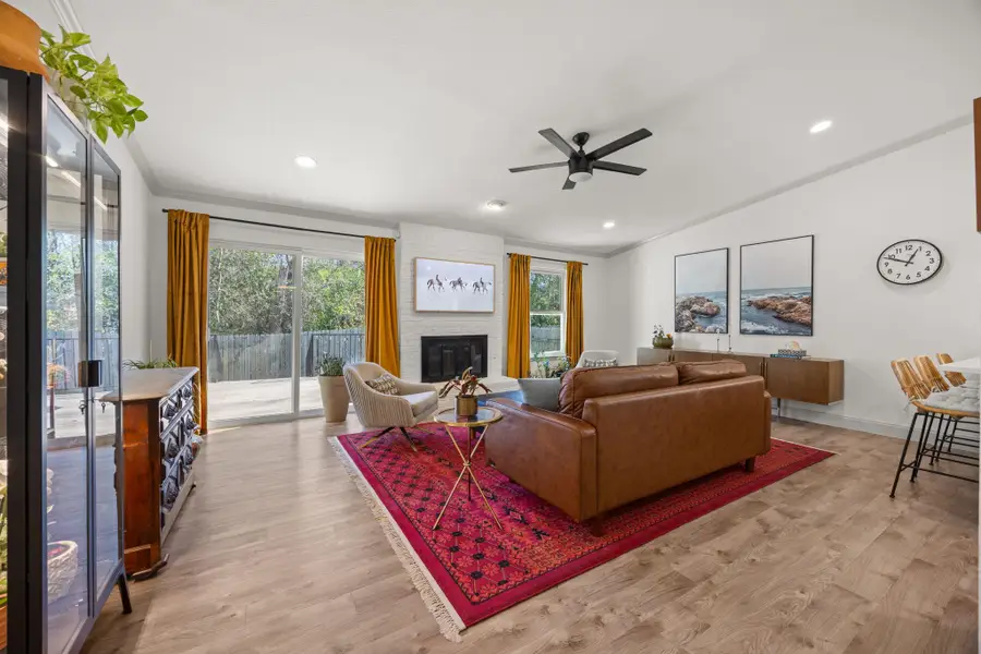 8401 Alabama Dr, Austin, TX 78745 - Image #3