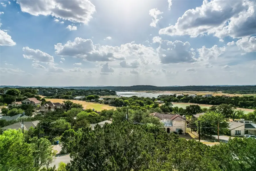 5103 Country Club Dr, Lago Vista, TX 78645 - Image #2