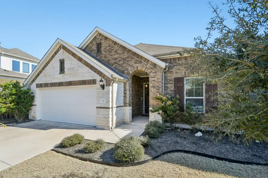 127 Firethorn Dr, Buda, TX 78610 - #2