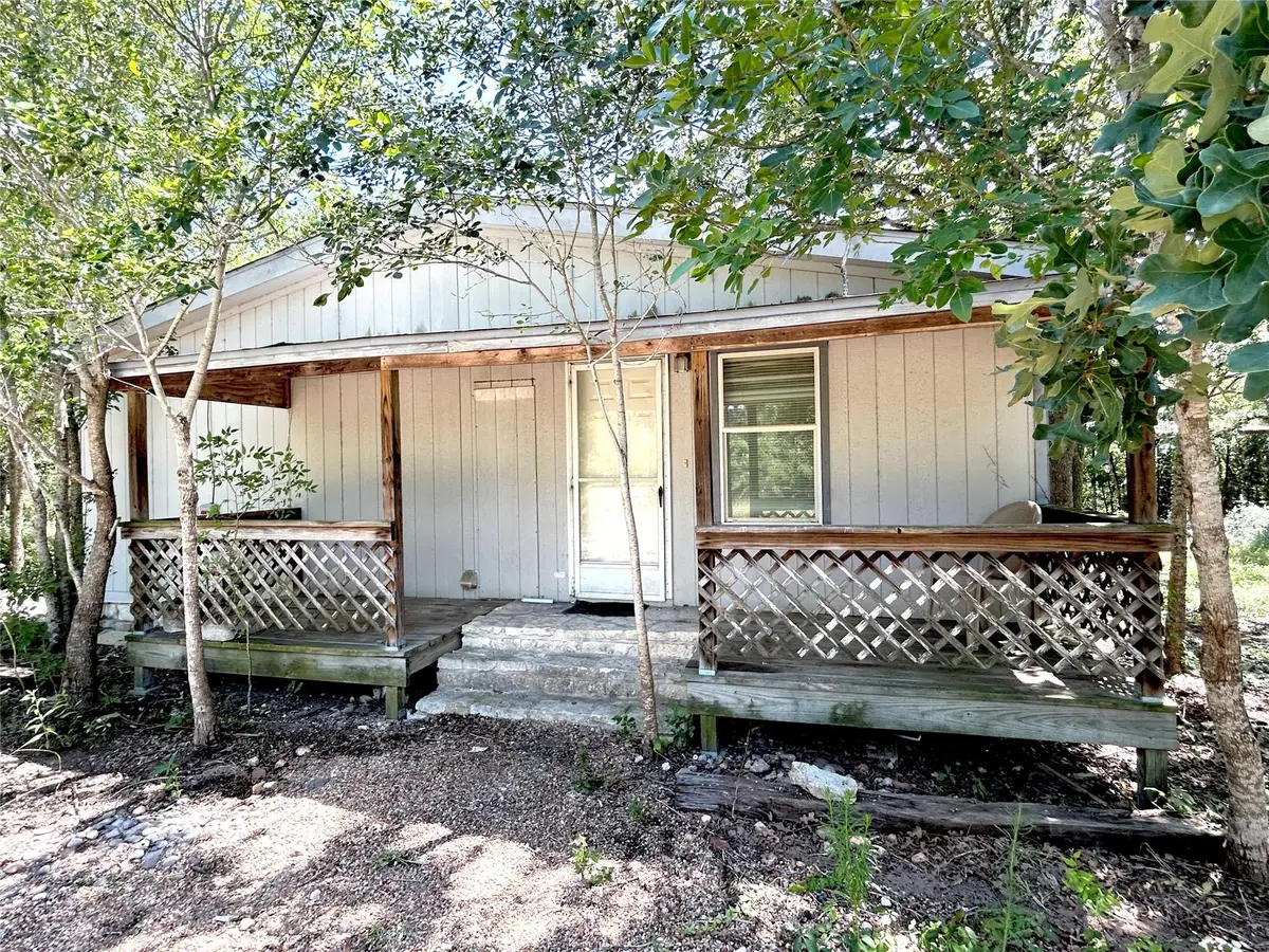 223 Foothill Rd, Bastrop, TX 78602 - #1
