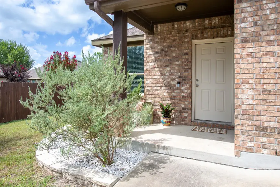443 Dragon Ridge Rd, Buda, TX 78610 - #2