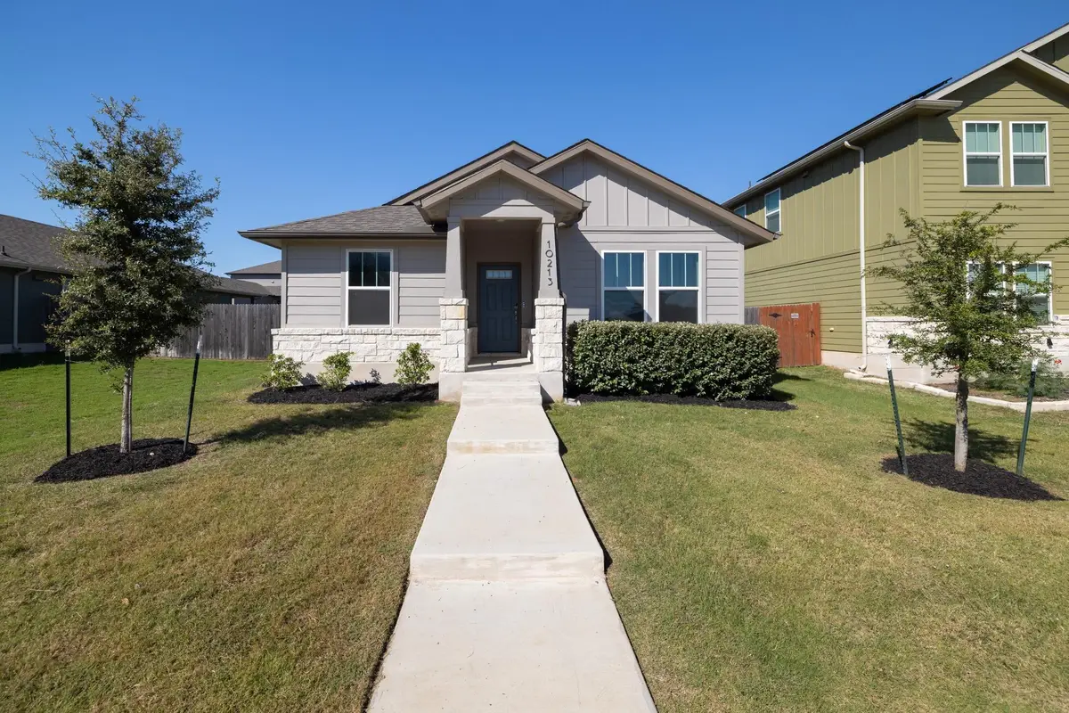10213 Mager Ln, Hutto, TX 78634 - #1