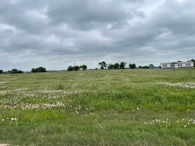 495 County Road 423 Ct, Taylor, TX 76574 - Image #1