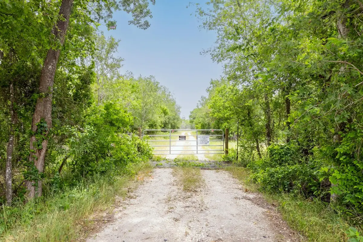 000 San Marcus Hwy, Luling, TX 78648 - Image #1