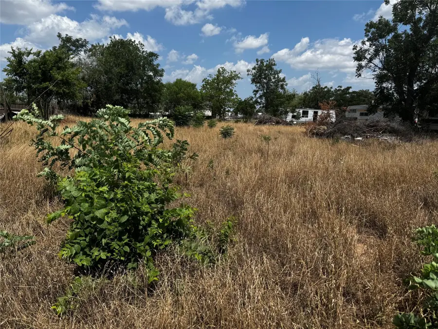 165 W Clearview Cemetery Rd, Bastrop, TX 78602 - Image #2