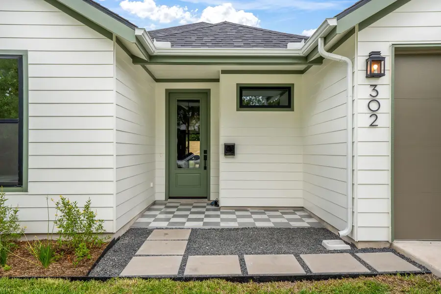 302 El Paso St, Austin, TX 78704 - #2