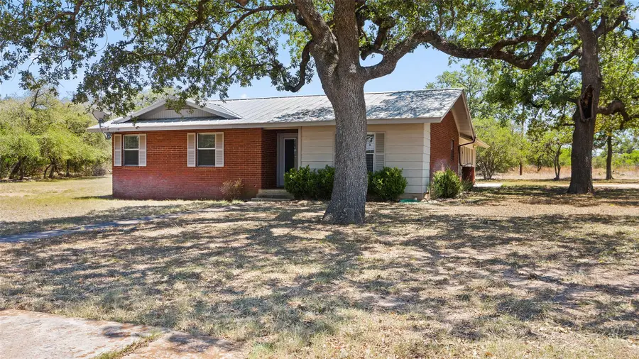 2942 Ranch Road 2766, Johnson City, TX 78636 - Image #2