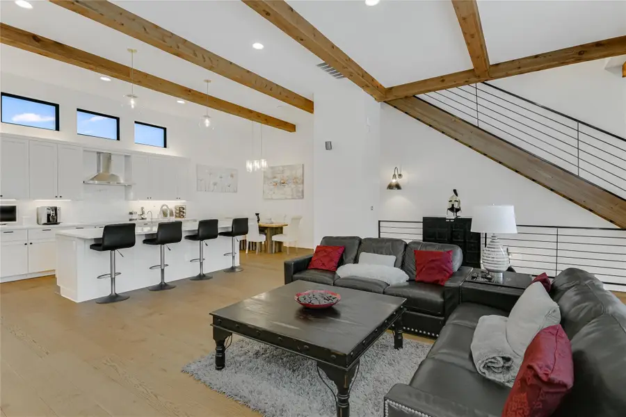 13322 Galleria Cir, Austin, TX 78738 - Image #2