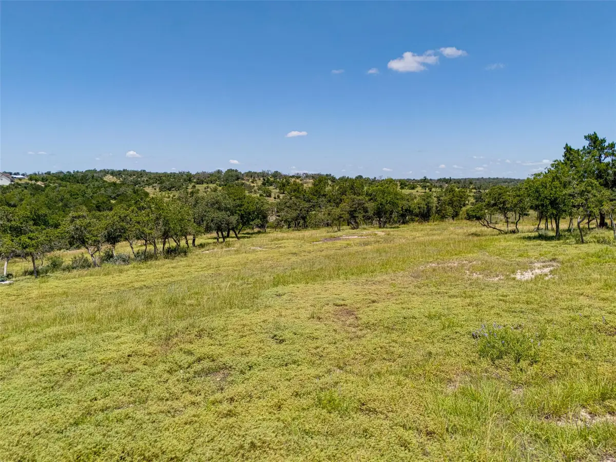 19 N Cielo Vista Ct, Fredericksburg, TX 78624 - #1
