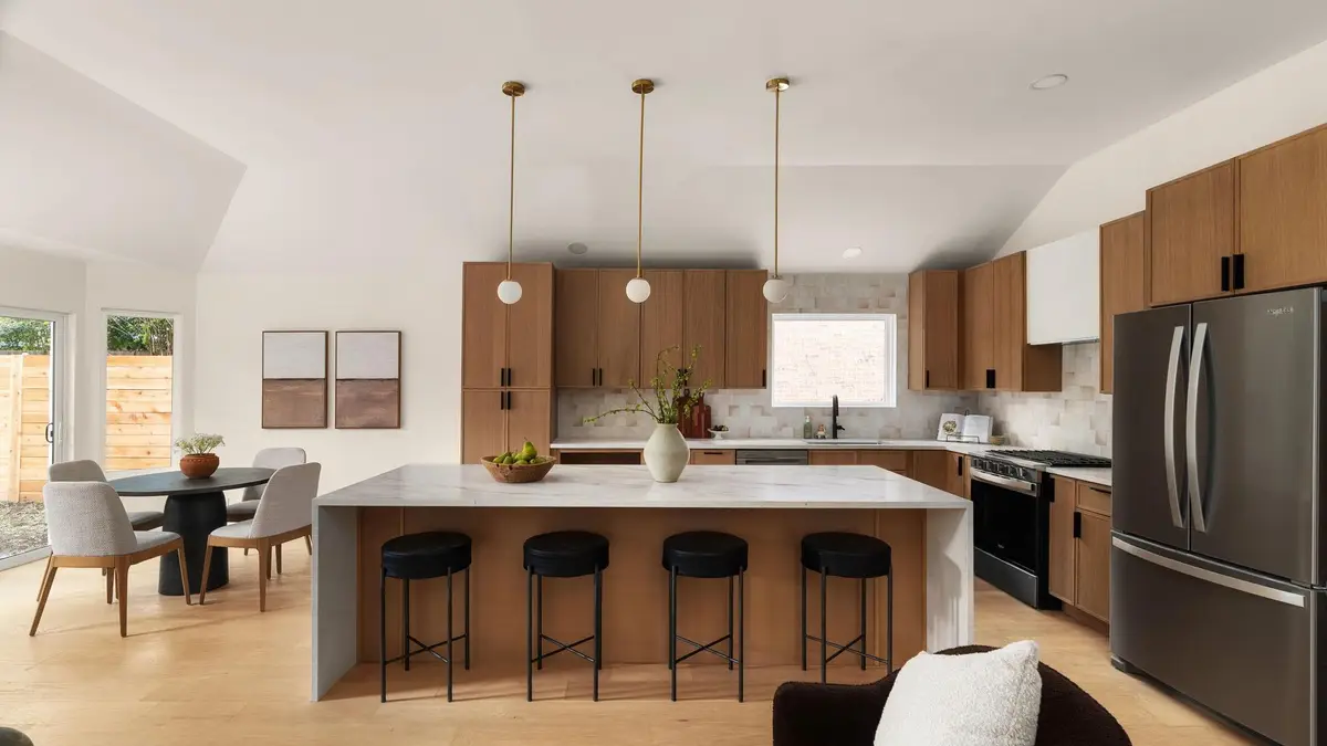 10518 Redmond Rd, Austin, TX 78739 - #1