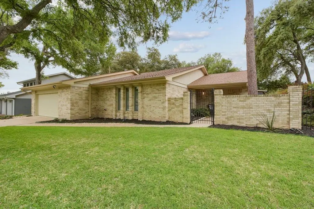 4707 Trail Crest Cir, Austin, TX 78735 - #1