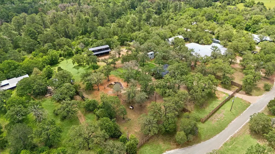 127 Marina Rd, Smithville, TX 78957 - #2