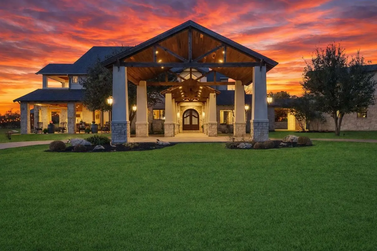 7220 Creek Rd, Dripping Springs, TX 78620 - #1