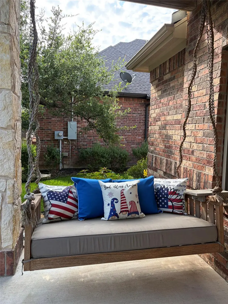 201 Sycamore St, Georgetown, TX 78633 - #2
