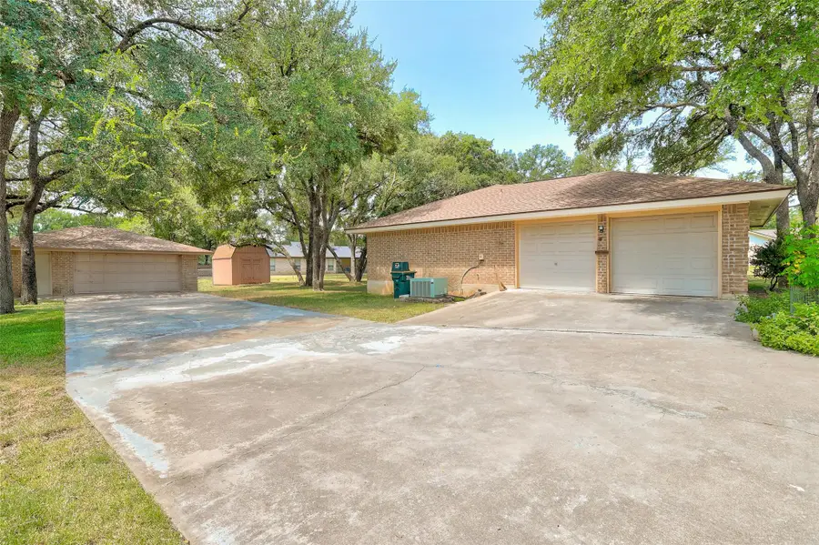 307 Las Plumas Dr, Georgetown, TX 78628 - #3