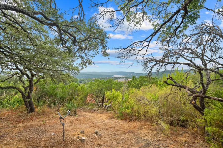 11013 W Lakeview Dr, Jonestown, TX 78645 - #3