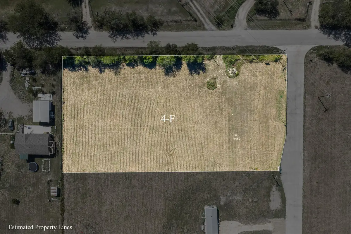 1940 Homannville Trl, Lockhart, TX 78644 - #1