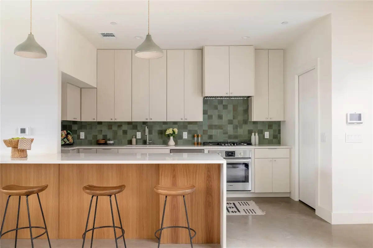 3006 Sorin St, Austin, TX 78723 - #1