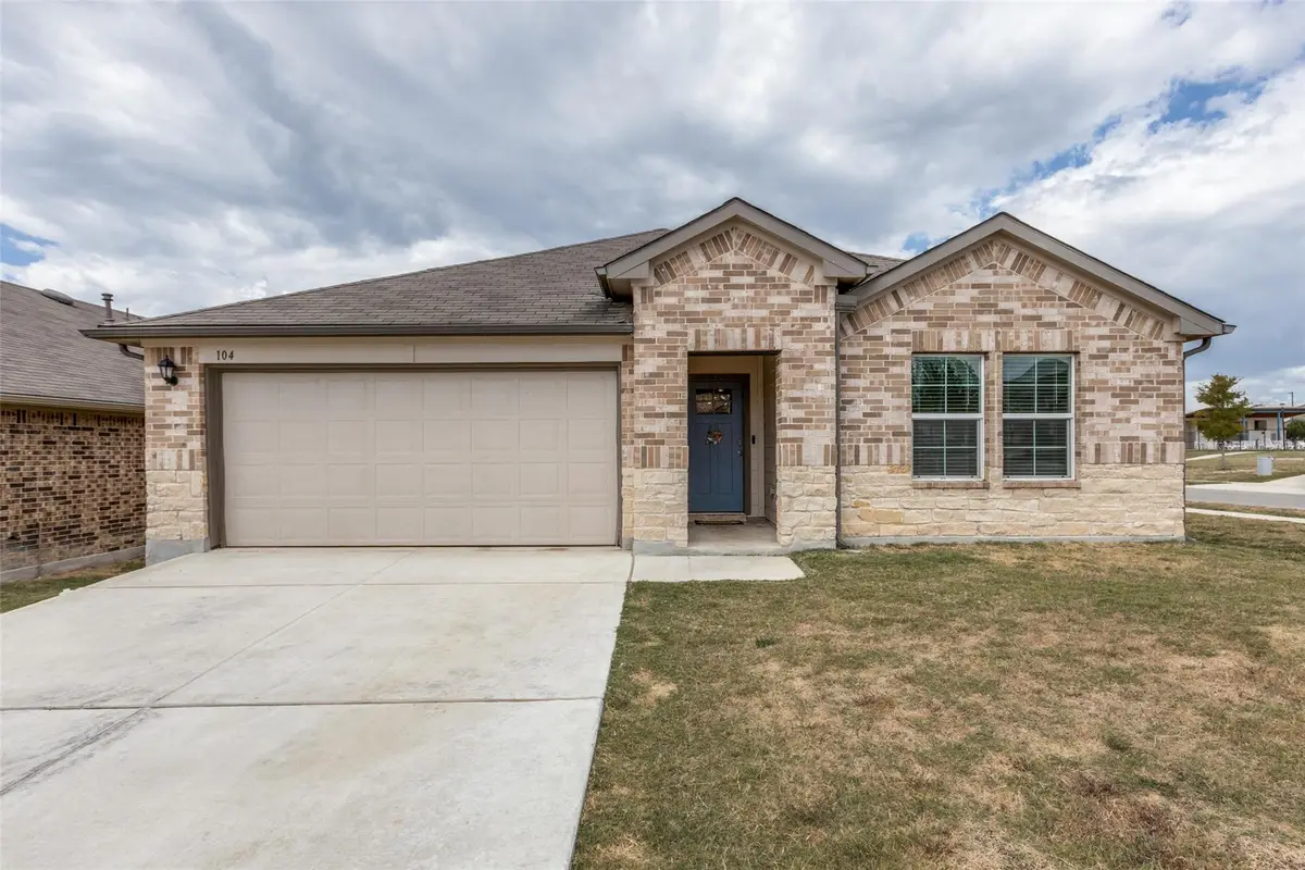 104 Pronghorn Cir, San Marcos, TX 78666 - #1