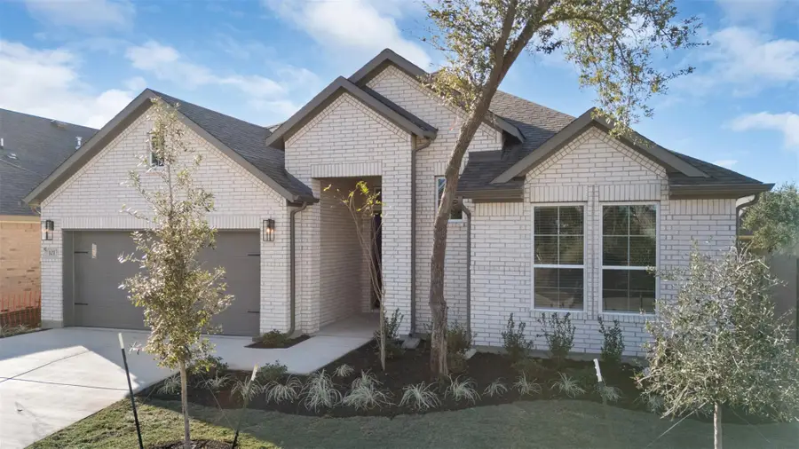 1013 Rollingwood Trl, Georgetown, TX 78633 - Image #2