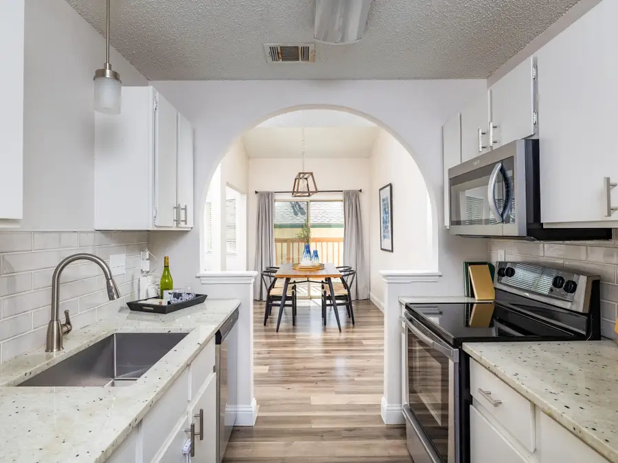 1811 Rainy Meadows Dr, Austin, TX 78758 - #3