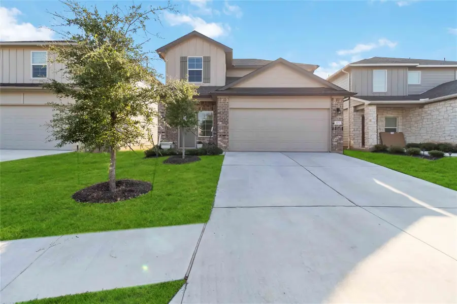 103 Mariners Lndg, Bastrop, TX 78602 - Image #2