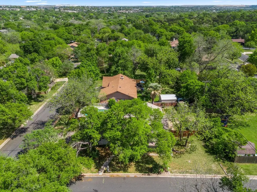 11525 Spring Hill Dr, Austin, TX 78753 - Image #3