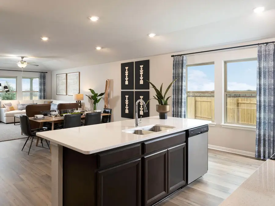 201 Outlaw Dr, Liberty Hill, TX 78642 - Image #3