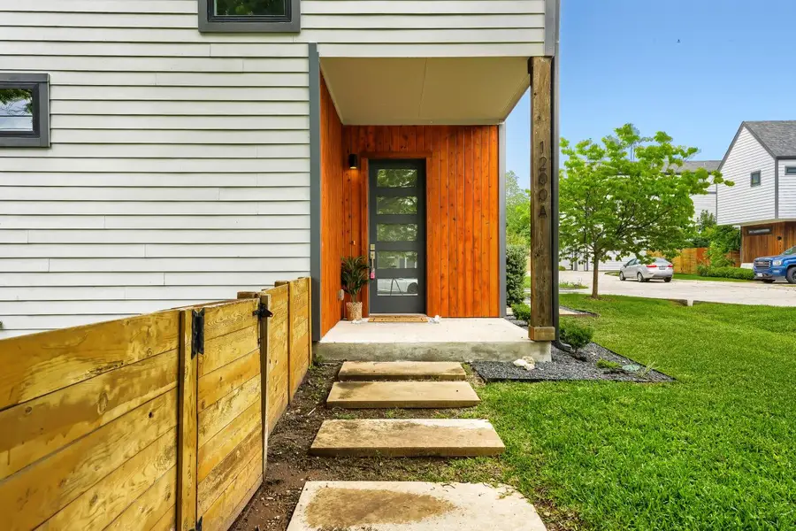 1200 Stobaugh St #A, Austin, TX 78757 - #3