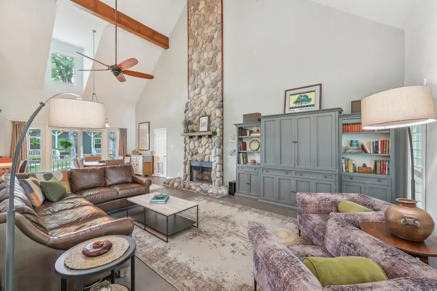 323 Colorado Dr, Cedar Creek, TX 78612 - Image #3