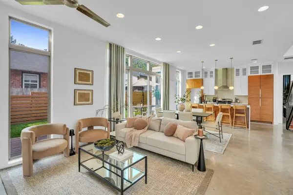 1132 Salina St, Austin, TX 78702