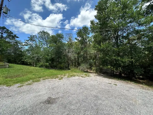 000 Oah Ct, Bastrop, TX 78602