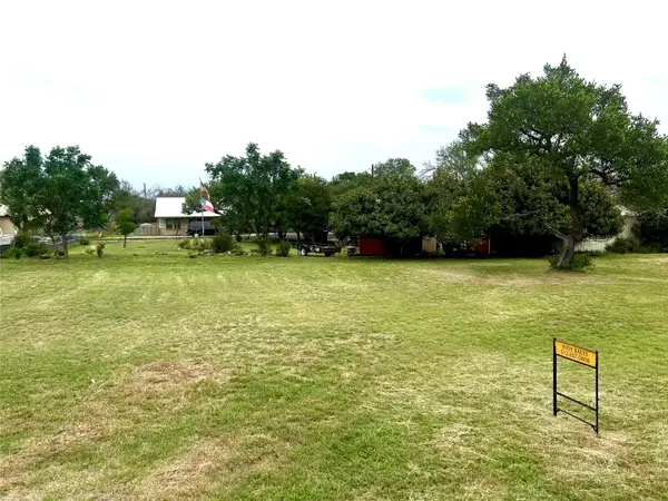 103 Pitchfork Dr, Johnson City, TX 78636