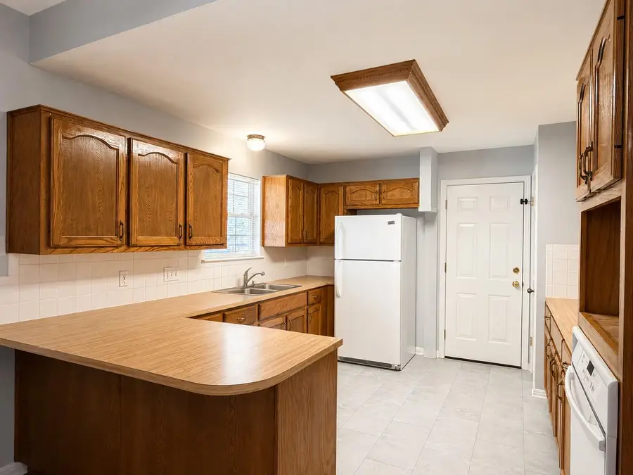 102 Sequoyah St, Buda, TX 78610 - #3